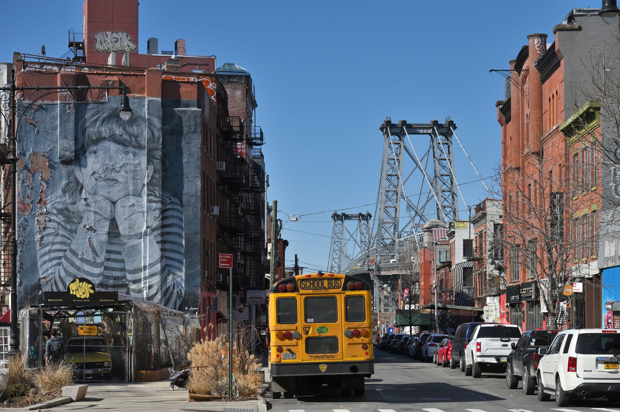 5 Savvy Tips for Mastering Brooklyn’s Traffic in a Van Rental